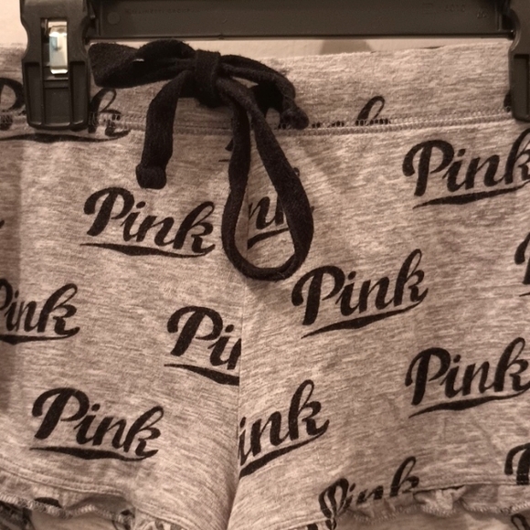 Shorts - Picture 2 of 3